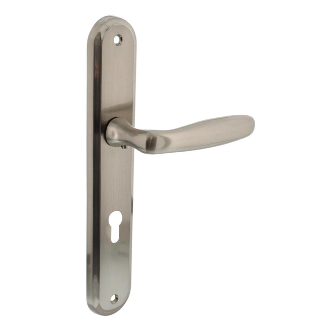 Poignée de porte Intersteel Bjorn sur cylindre profilé bouclier trou 72 mm nickel mat