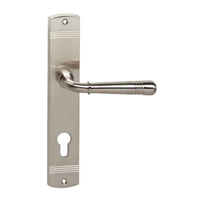 Poignée de porte Intersteel Helena sur cylindre profilé bouclier trou 72 mm nickel mat