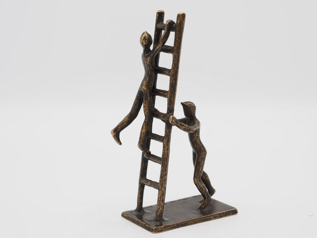 Bronzen beeld The sky is the limit 20x5x10cm