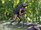 Bronzen beeld Geitman met stok 19x10x13cm
