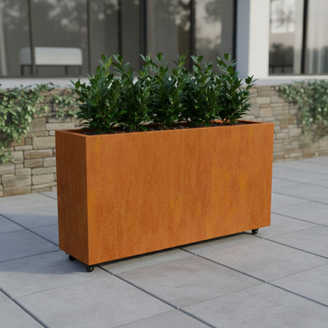 Langwerpige cortenstalen plantenbak met wielen 150x40x80 cm