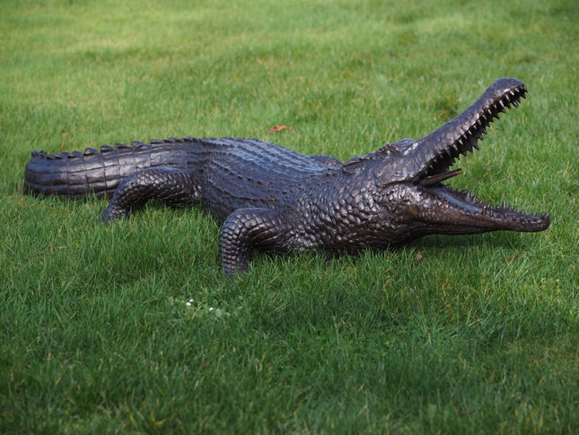 Bronzen beeld Alligator Fontein 48x60x190cm - Doika - Bronzen beeld - Doika - 5410807011843 - B1184
