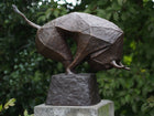Bronzen beeld Moderne Stier 48x18x57cm - Doika - Bronzen beeld - Doika - 5410807220825 - AN2082BR-B