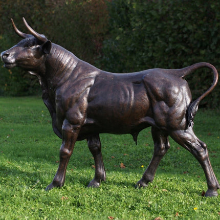 Bronzen beeld Stier 160x65x190cm 115kg - Doika - Bronzen beeld - Doika - 5410807610640 - PB61064